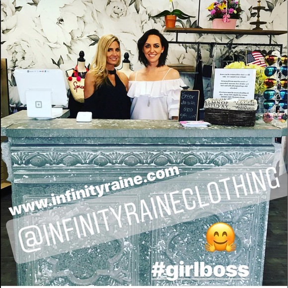 GET NOTIFIED OF NEW ARRIVALS & SALES  - Picture 4 of 8